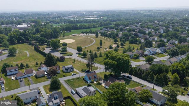 148 CREST AVE, Lancaster, PA 17602