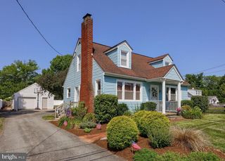 148 CREST AVE, Lancaster, PA 17602