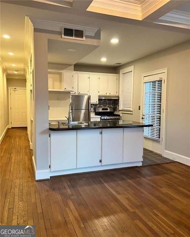 2840 PEACHTREE Road 306, Atlant, GA 30305