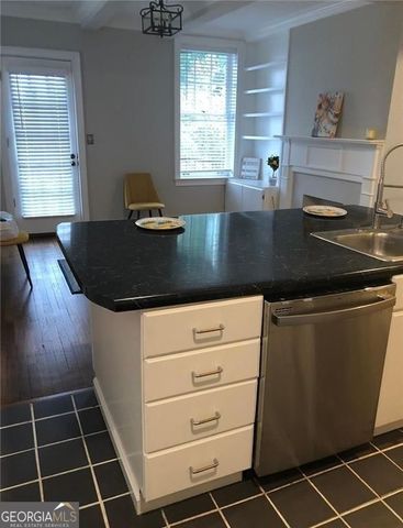 2840 PEACHTREE Road 306, Atlant, GA 30305