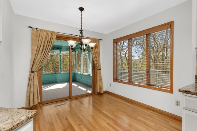 13796 Guild Avenue, Apple Valley, MN 55124