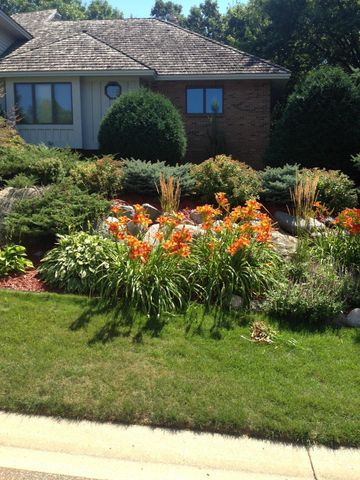 13796 Guild Avenue, Apple Valley, MN 55124