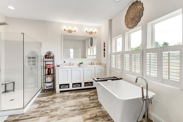 6955 William Ln, Lincoln, CA 95648