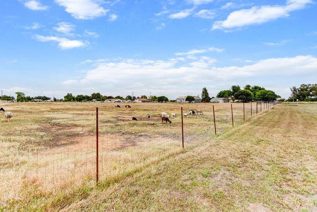 6955 William Ln, Lincoln, CA 95648