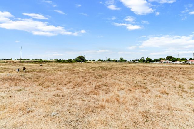 6955 William Ln, Lincoln, CA 95648