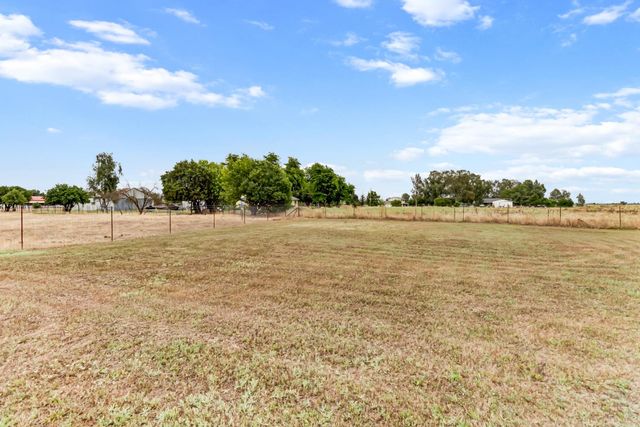 6955 William Ln, Lincoln, CA 95648