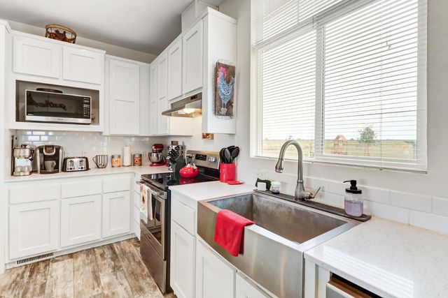 6955 William Ln, Lincoln, CA 95648