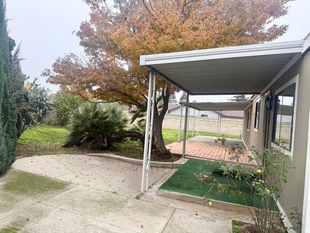 5019 W Dorothea Avenue, Visalia, CA 93277