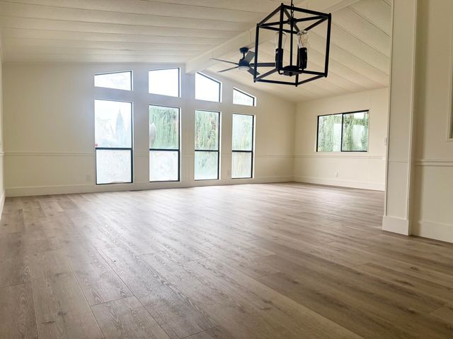 5019 W Dorothea Avenue, Visalia, CA 93277