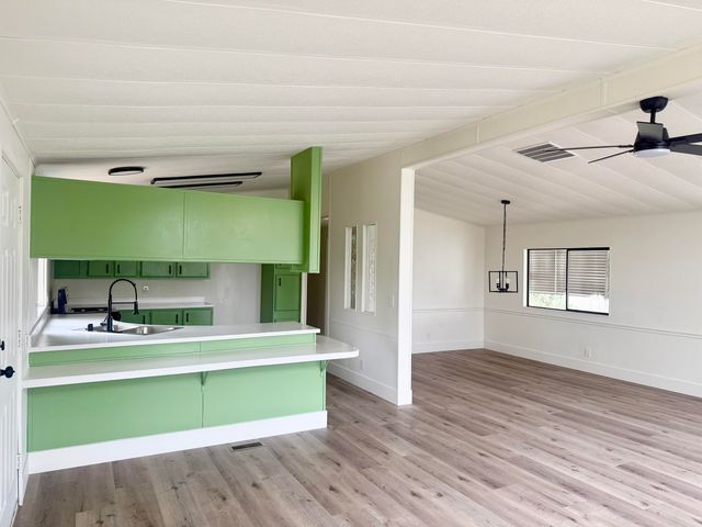 5019 W Dorothea Avenue, Visalia, CA 93277