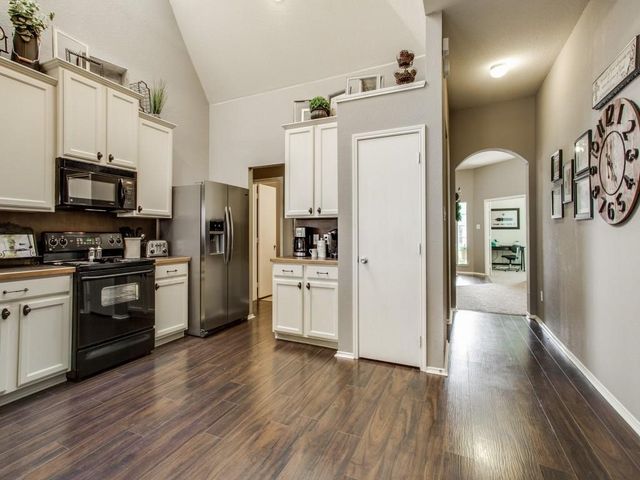 1701 Heron Drive, Aubrey, TX 76227