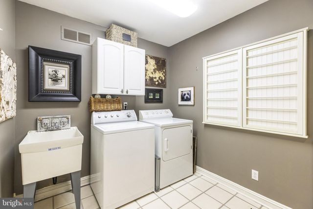 440 WINDROW CLUSTERS DR, Moorestown, NJ 08057