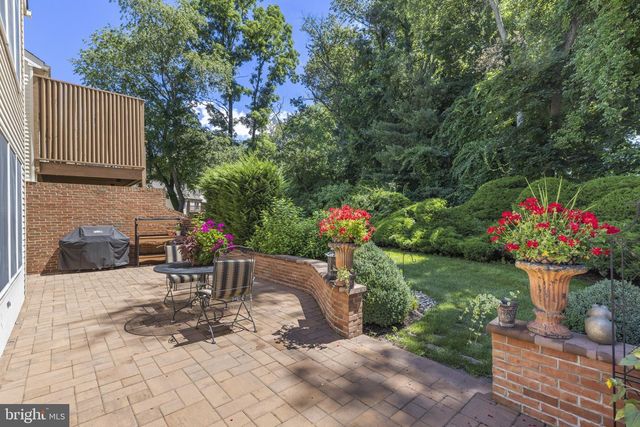 440 WINDROW CLUSTERS DR, Moorestown, NJ 08057
