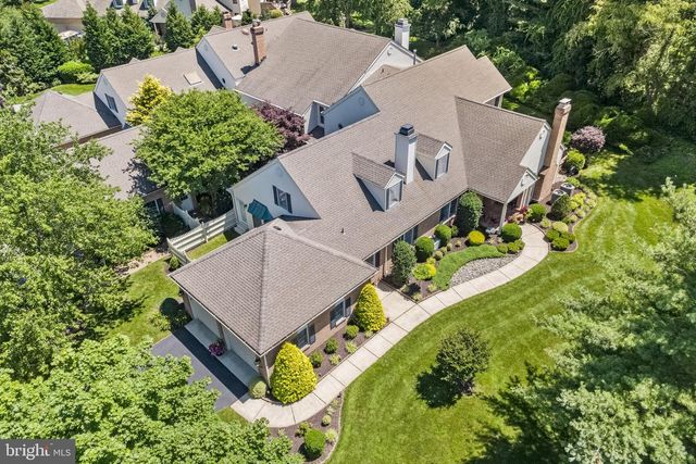 440 WINDROW CLUSTERS DR, Moorestown, NJ 08057