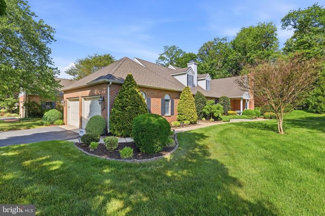 440 WINDROW CLUSTERS DR, Moorestown, NJ 08057