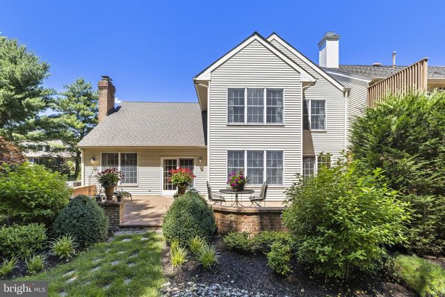 440 WINDROW CLUSTERS DR, Moorestown, NJ 08057