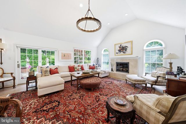 440 WINDROW CLUSTERS DR, Moorestown, NJ 08057