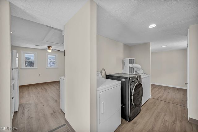 8564 Cedar Road, Chesterland, OH 44026