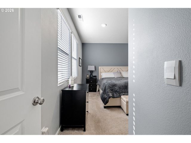 2779 FENYA St, Springfield, OR 97477