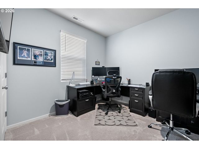 2779 FENYA St, Springfield, OR 97477