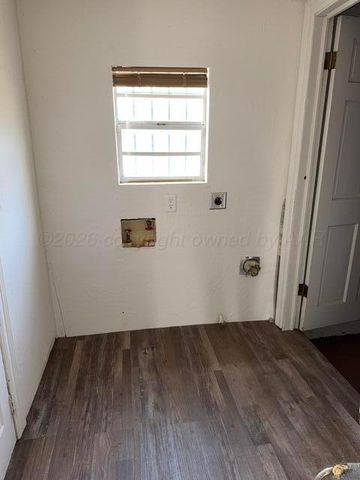 811 N HIGHLAND Street, Amarillo, TX 79107
