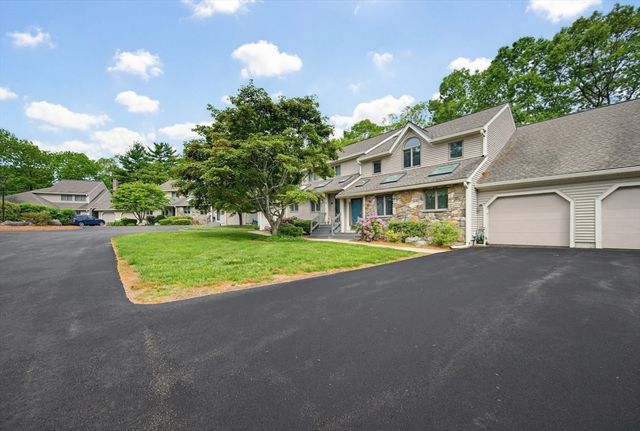 5 Magnolia Dr 5, Franklin, MA 02038
