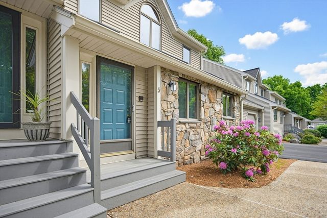 5 Magnolia Dr 5, Franklin, MA 02038