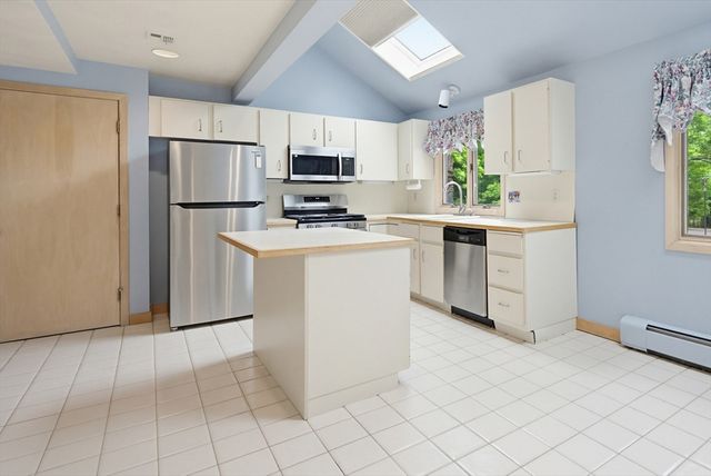 5 Magnolia Dr 5, Franklin, MA 02038