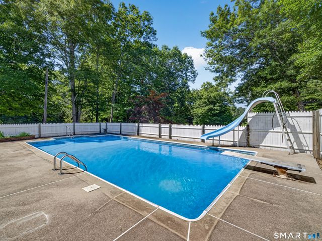 149 Liberty Street, Clinton, CT 06413