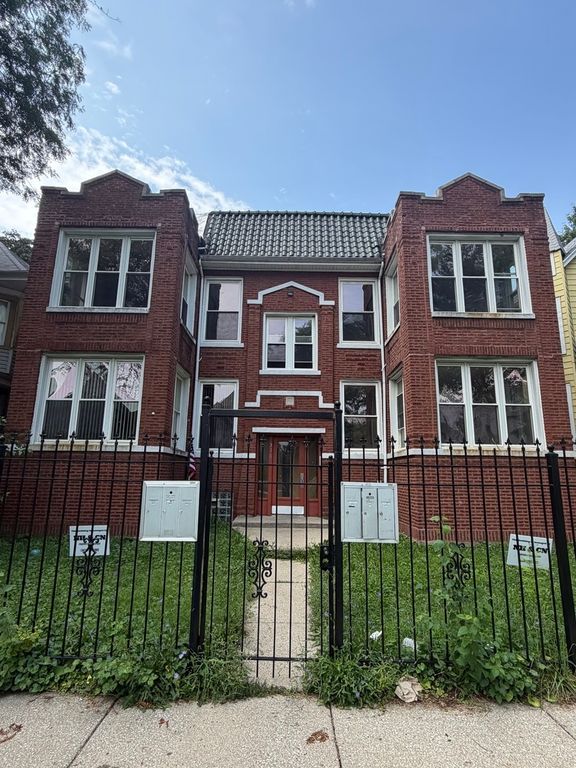 318 N Lorel Avenue, Chicago, IL 60644