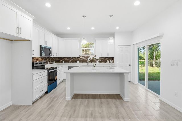 822 POPLAR STREET, Inverness, FL 34452