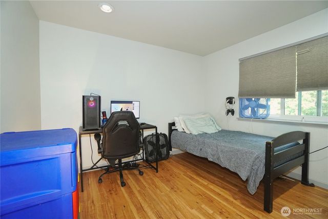 24403 224th Avenue SE, Maple Valley, WA 98038