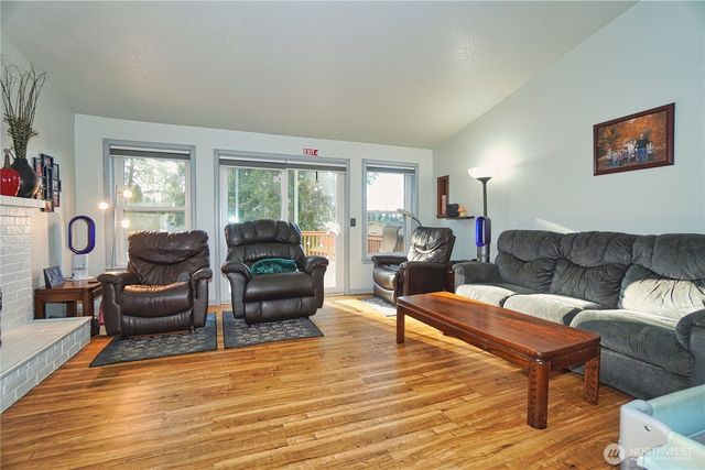 24403 224th Avenue SE, Maple Valley, WA 98038