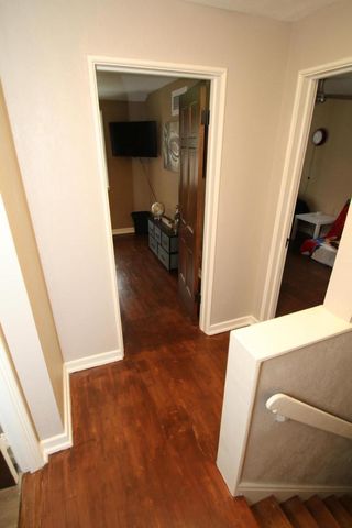 5564 Angle LANE, Milwaukee, WI 53219