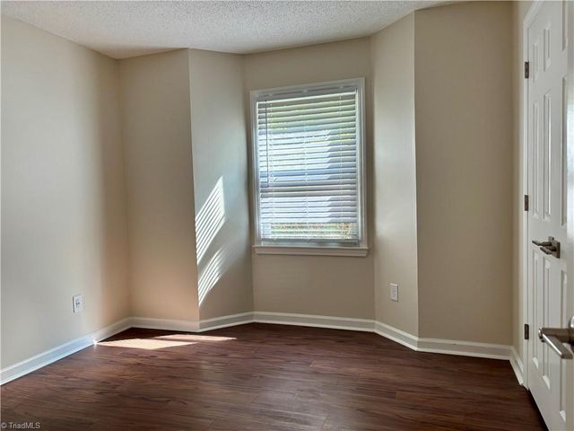 702 Glendale Drive, Greensboro, NC 27406