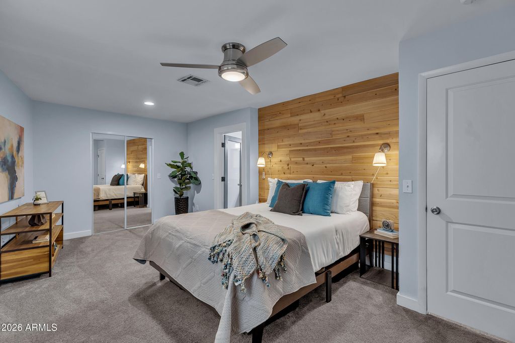 Image 15 of property listing at 2823 N 71ST Place, Scottsdale, AZ 85257