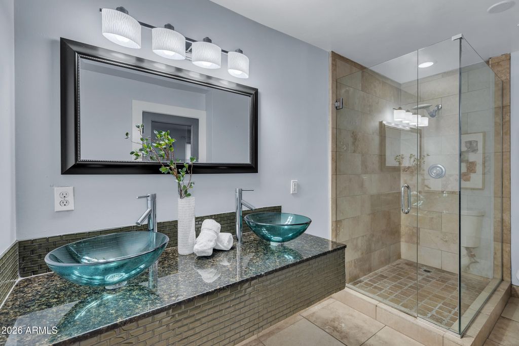 Image 18 of property listing at 2823 N 71ST Place, Scottsdale, AZ 85257