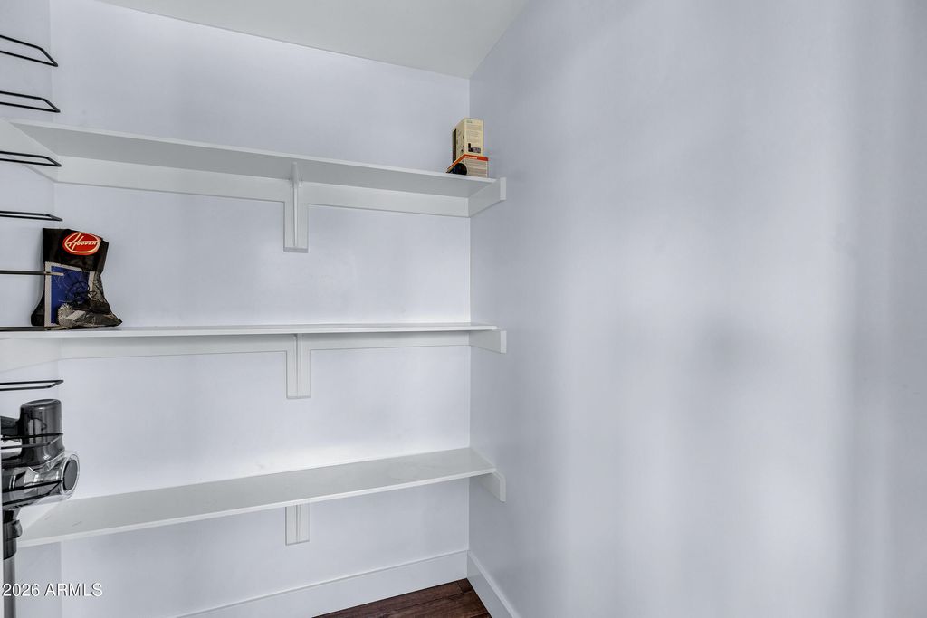 Image 25 of property listing at 2823 N 71ST Place, Scottsdale, AZ 85257