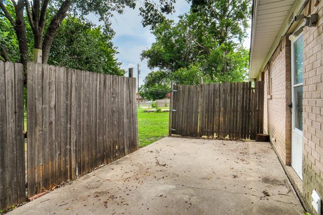 1330 Eastern Heights Drive, Mesquite, TX 75149