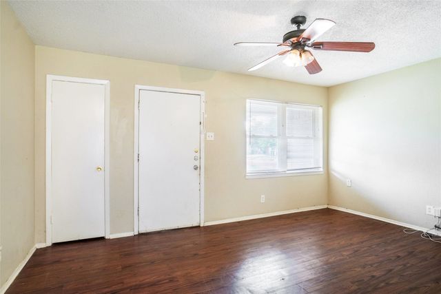 1330 Eastern Heights Drive, Mesquite, TX 75149