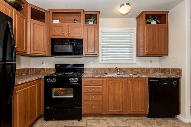 2066 E El Rodeo Road 34, Fort Mohave, AZ 86426