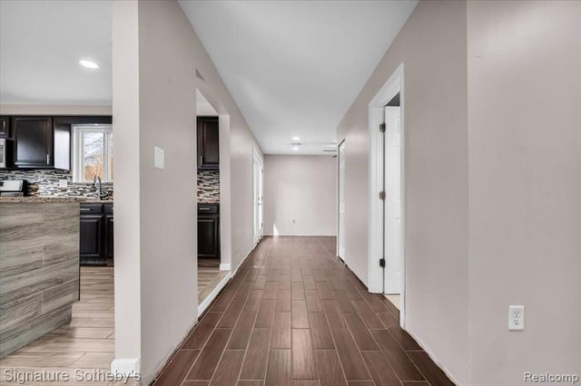 237 Marlborough Drive, Bloomfield Hills, MI 48302