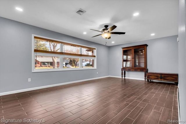 237 Marlborough Drive, Bloomfield Hills, MI 48302