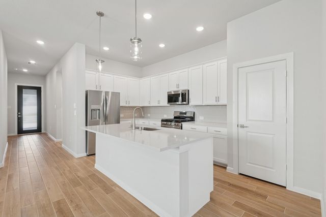 350 Prairie Warbler Street, Magnolia, TX 77354