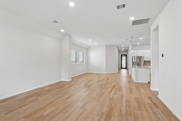 350 Prairie Warbler Street, Magnolia, TX 77354