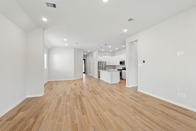 350 Prairie Warbler Street, Magnolia, TX 77354