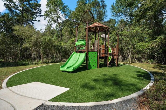 350 Prairie Warbler Street, Magnolia, TX 77354