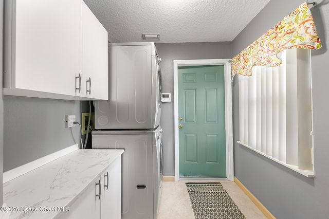 3958 Saint Armens Circle S, Melbourne, FL 32934