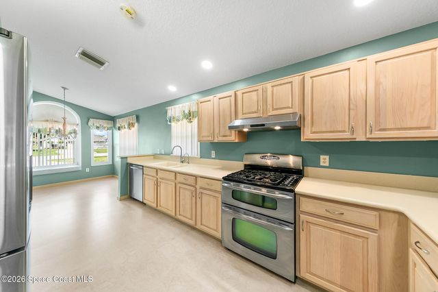 3958 Saint Armens Circle S, Melbourne, FL 32934