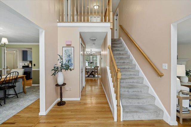 12 Butterfield Lane, Bedford, NH 03110